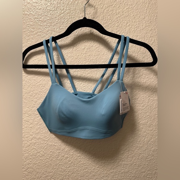 NWT like a cloud sports bra size 8 - Picture 1 of 3